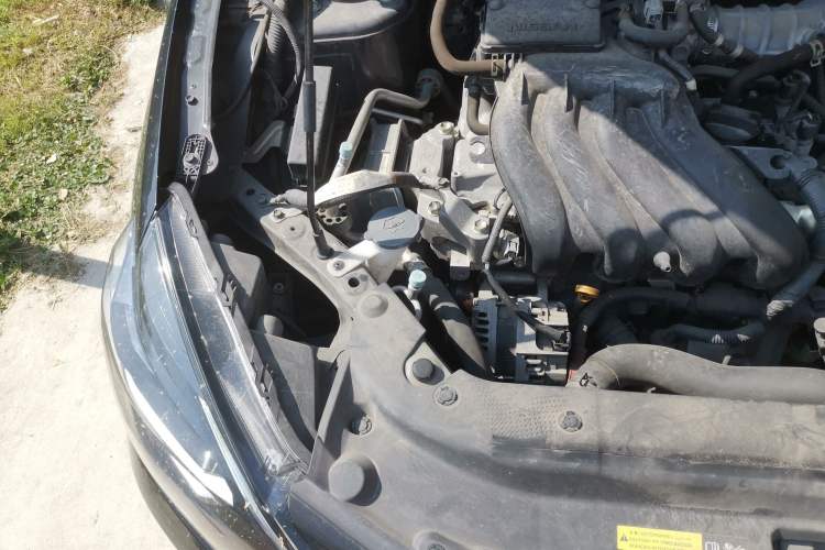Used Nissan Sylphy 2021 Classic 1.6XE CVT Comfort Edition Engine Bay Right