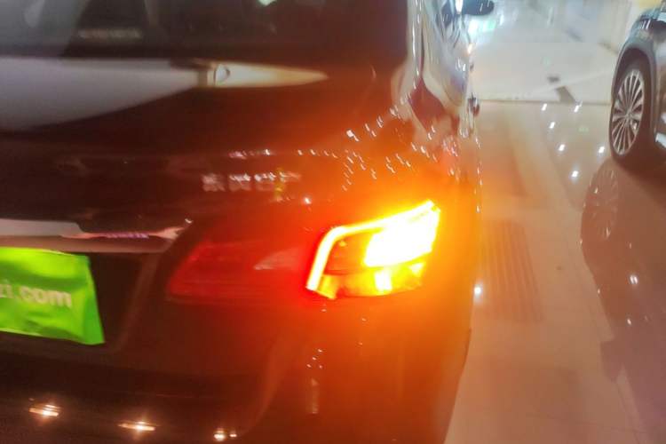 Used Nissan Sylphy 2021 Classic 1.6XL CVT Luxury Edition Exterior 3