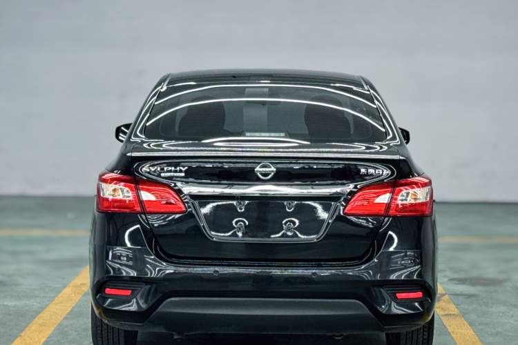 Used Nissan Sylphy 2021 Classic 1.6XE CVT Comfort Edition Exterior 3