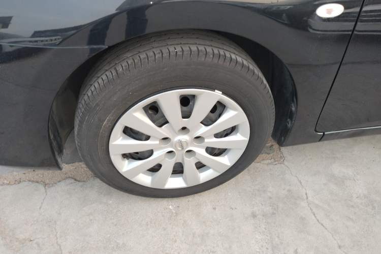Used Nissan Sylphy 2021 Classic 1.6XE CVT Exclusive Edition Exterior 4