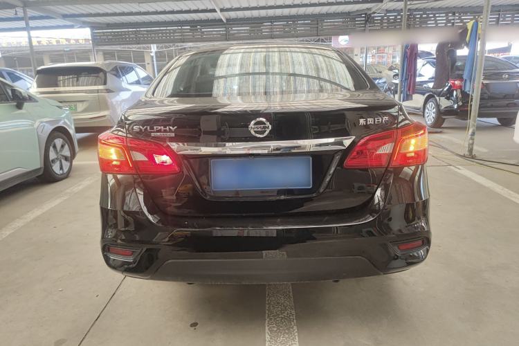 Used Nissan Sylphy 2021 Classic 1.6XE CVT Comfort Edition Exterior 4