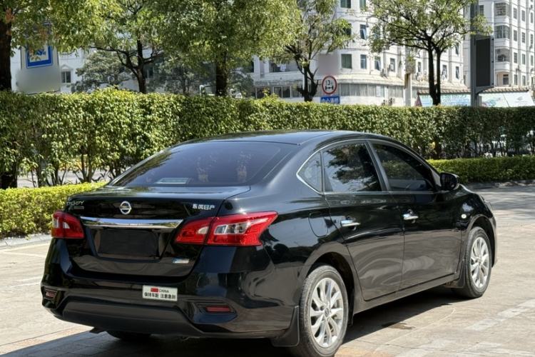 Used Nissan Sylphy 2021 Classic 1.6XL CVT Luxury Edition Exterior 4