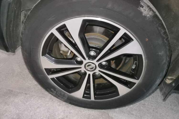 Used Nissan Sylphy 2021 Classic 1.6XE CVT Comfort Edition Exterior 5