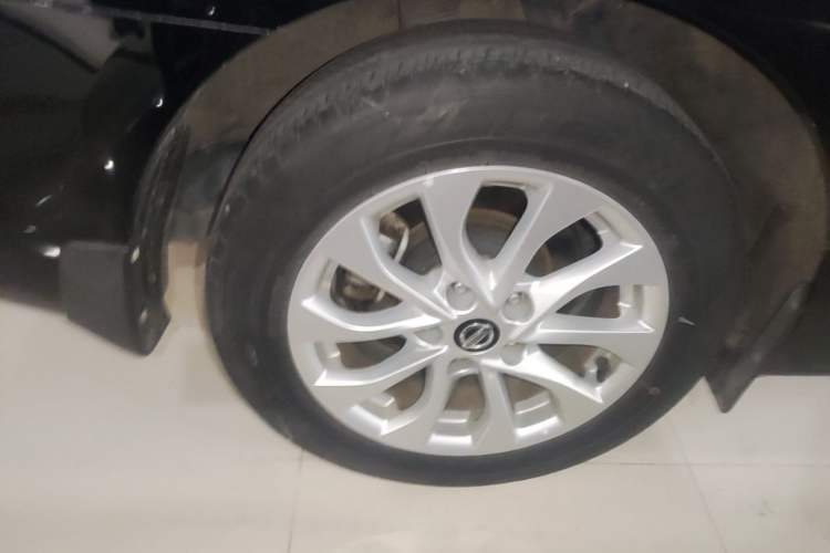 Used Nissan Sylphy 2021 Classic 1.6XL CVT Luxury Edition Exterior 5