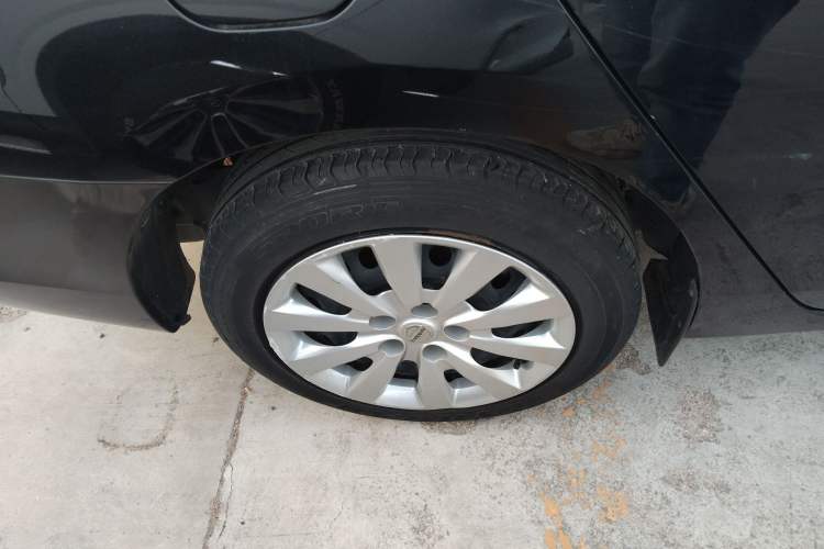 Used Nissan Sylphy 2021 Classic 1.6XE CVT Exclusive Edition Exterior 5