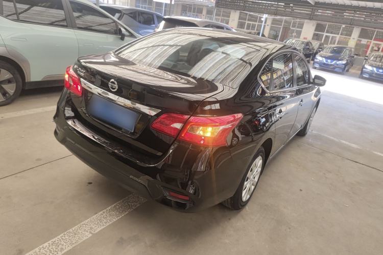 Used Nissan Sylphy 2021 Classic 1.6XE CVT Comfort Edition Exterior 5