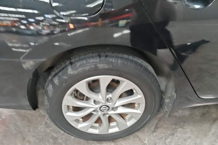 Used Nissan Sylphy 2021 Classic 1.6XL CVT Luxury Edition Exterior 5