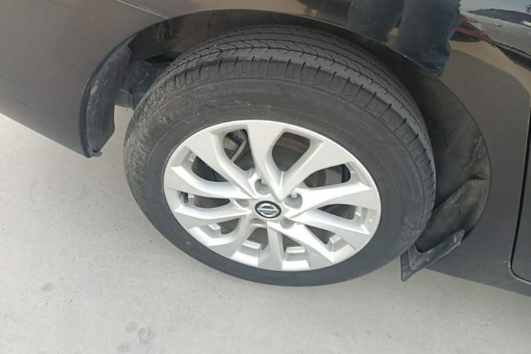 Used Nissan Sylphy 2021 Classic 1.6XL CVT Luxury Edition Exterior 5