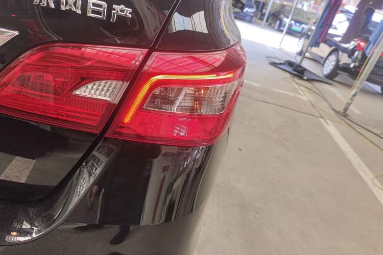 Used Nissan Sylphy 2021 Classic 1.6XE CVT Comfort Edition Exterior 6