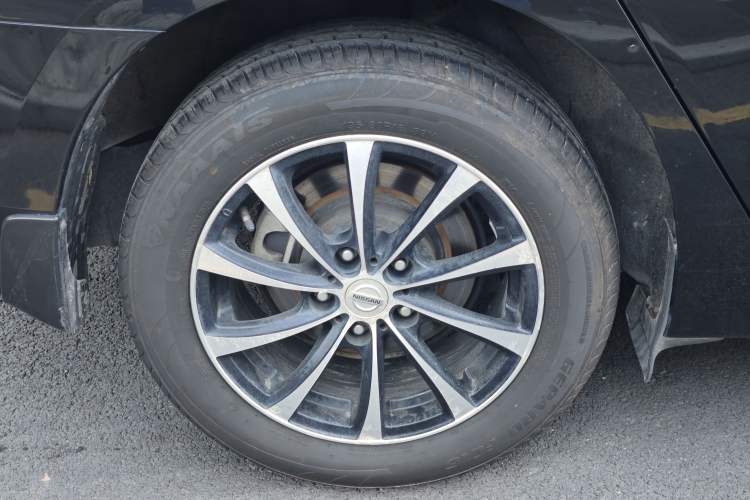 Used Nissan Sylphy 2021 Classic 1.6XE CVT Comfort Edition Exterior 6