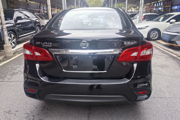 Used Nissan Sylphy 2021 Classic 1.6XE CVT Comfort Edition Exterior 7