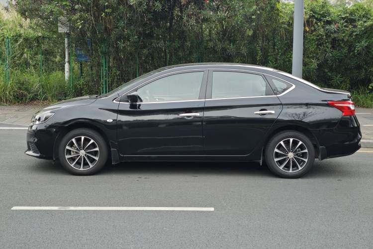 Used Nissan Sylphy 2021 Classic 1.6XE CVT Comfort Edition Exterior 7