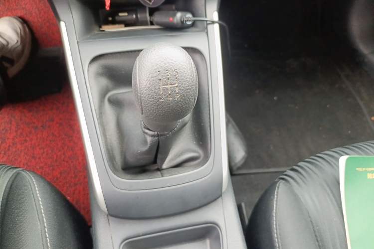 Used Nissan Sylphy 2021 Classic 1.6XE Manual Comfort Edition Gear Lever