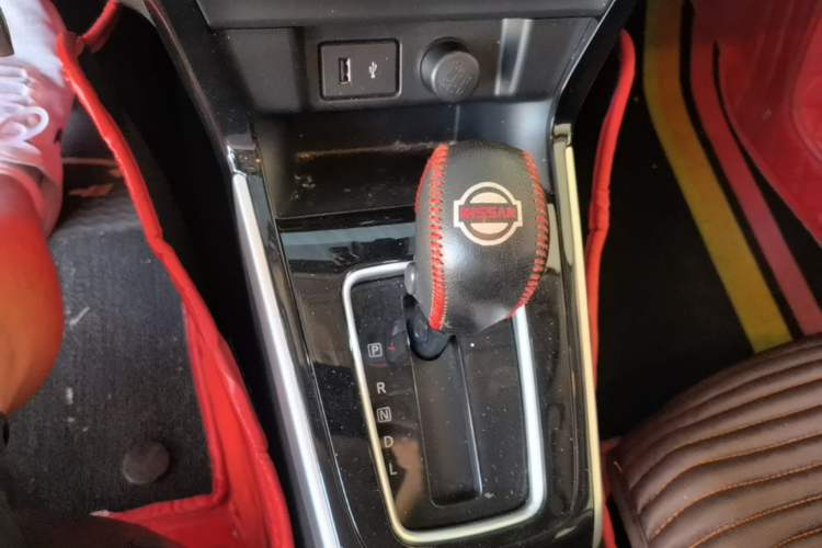 Used Nissan Sylphy 2021 Classic 1.6XL CVT Luxury Edition Gear Lever