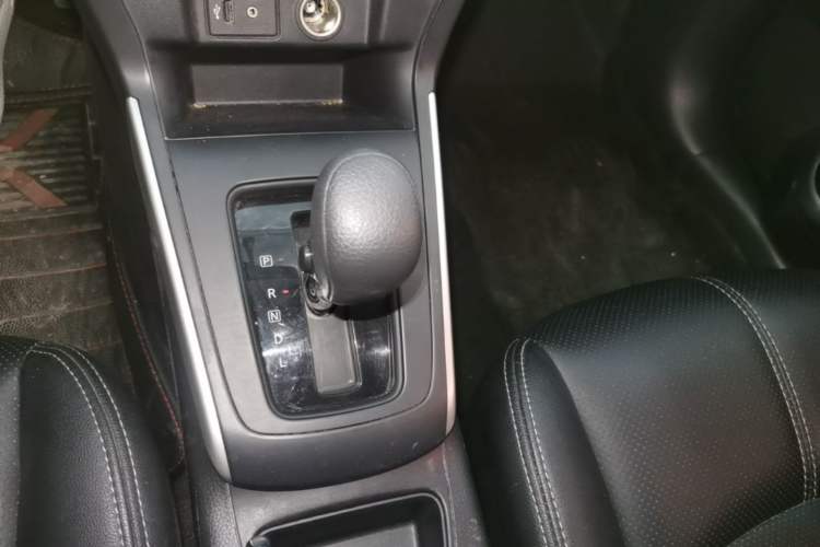 Used Nissan Sylphy 2021 Classic 1.6XE CVT Comfort Edition Gear Lever