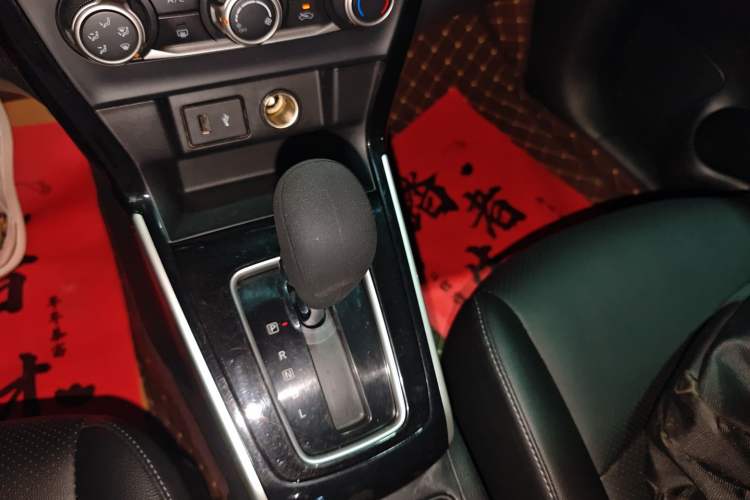 Used Nissan Sylphy 2021 Classic 1.6XL CVT Luxury Edition Gear Lever