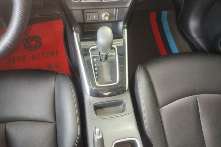 Used Nissan Sylphy 2021 Classic 1.6XL CVT Luxury Edition Gear Lever