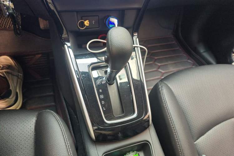 Used Nissan Sylphy 2021 Classic 1.6XL CVT Luxury Edition Gear Lever