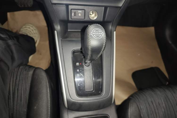 Used Nissan Sylphy 2021 Classic 1.6XE CVT Comfort Edition Gear Lever