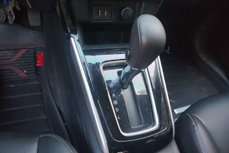 Used Nissan Sylphy 2021 Classic 1.6XL CVT Luxury Edition Gear Lever