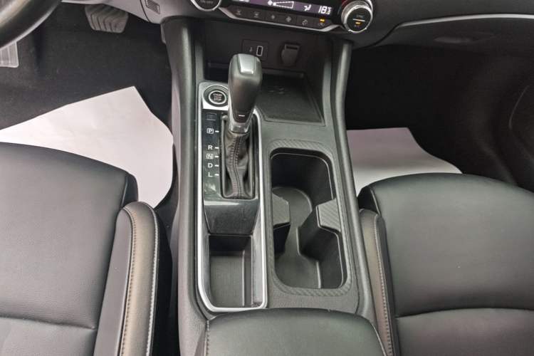 Used Nissan Sylphy 2021 1.6L XL CVT Enjoyment Edition Gear Lever