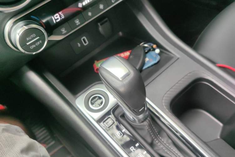 Used Nissan Sylphy 2021 1.6L XL CVT Enjoyment Edition Gear Lever