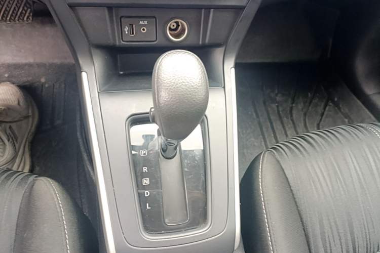 Used Nissan Sylphy 2021 Classic 1.6XE CVT Comfort Edition Gear Lever