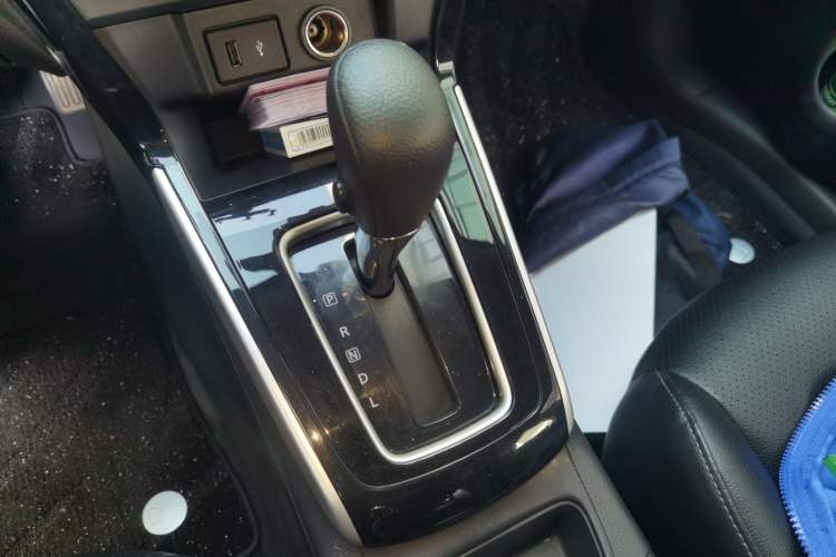 Used Nissan Sylphy 2021 Classic 1.6XL CVT Luxury Edition Gear Lever