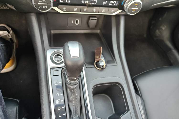 Used Nissan Sylphy 2021 1.6L XL CVT Enjoyment Edition Gear Lever