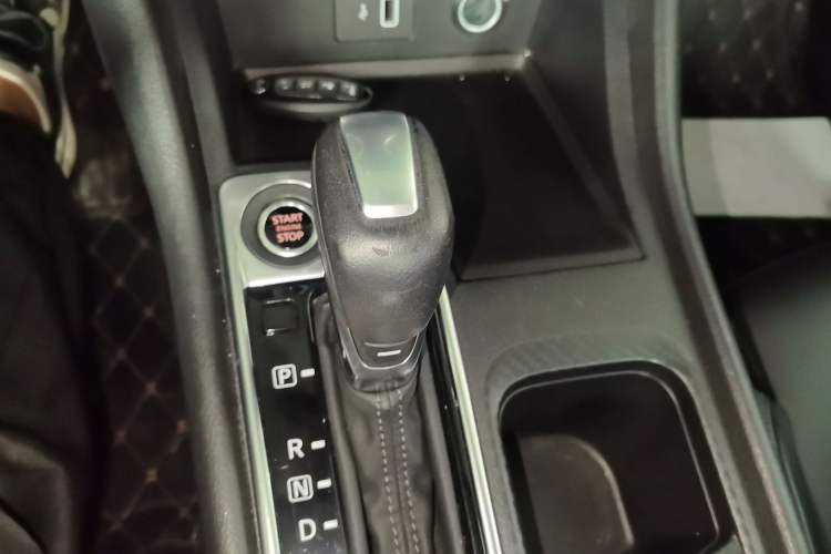 Used Nissan Sylphy 2021 1.6L XL CVT Enjoyment Edition Gear Lever