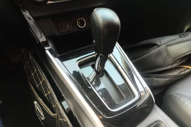 Used Nissan Sylphy 2021 Classic 1.6XL CVT Luxury Edition Gear Lever