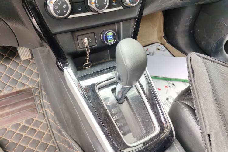 Used Nissan Sylphy 2021 Classic 1.6XL CVT Luxury Edition Gear Lever