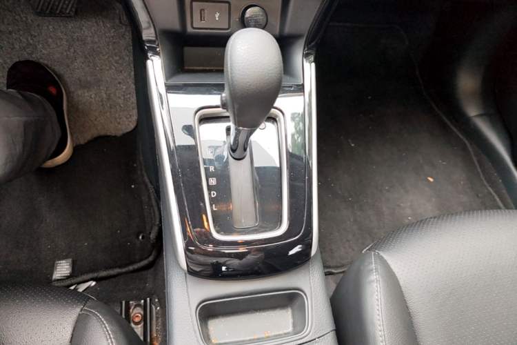 Used Nissan Sylphy 2021 Classic 1.6XL CVT Luxury Edition Gear Lever