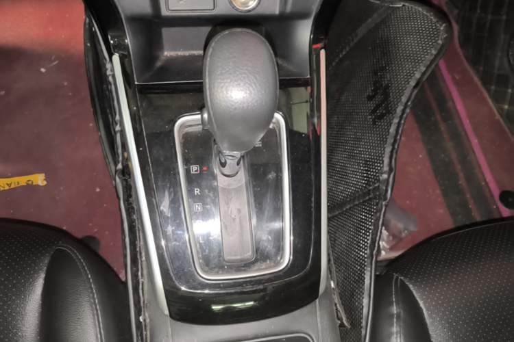 Used Nissan Sylphy 2021 Classic 1.6XL CVT Luxury Edition Gear Lever