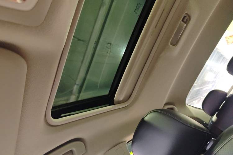 Used Nissan Sylphy 2021 Classic 1.6XL CVT Luxury Edition Headliner