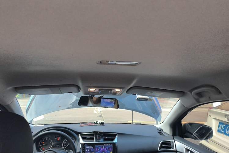 Used Nissan Sylphy 2021 Classic 1.6XE CVT Comfort Edition Headliner