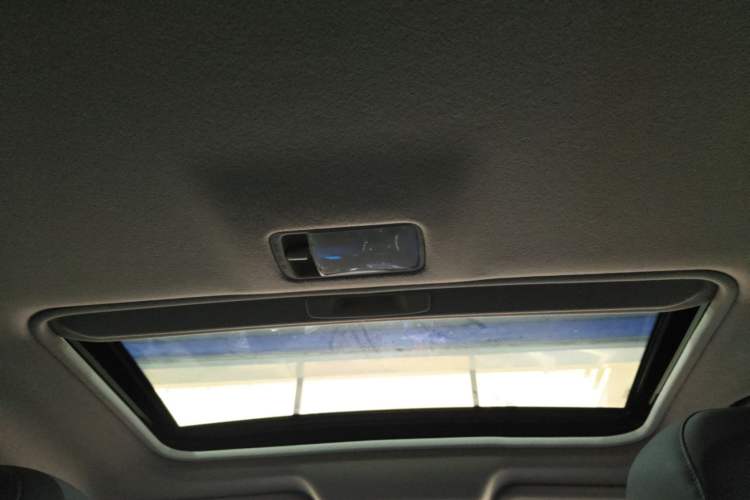 Used Nissan Sylphy 2021 Classic 1.6XL CVT Luxury Edition Headliner