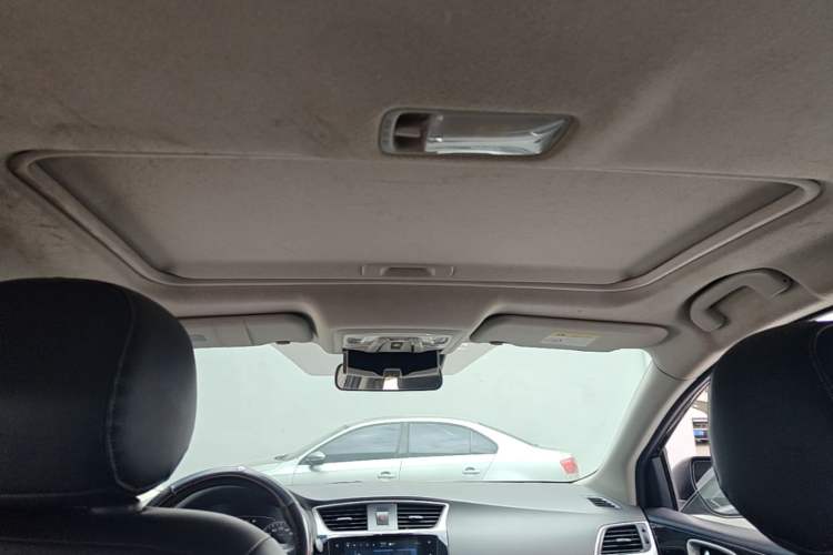 Used Nissan Sylphy 2021 Classic 1.6XL CVT Luxury Edition Headliner
