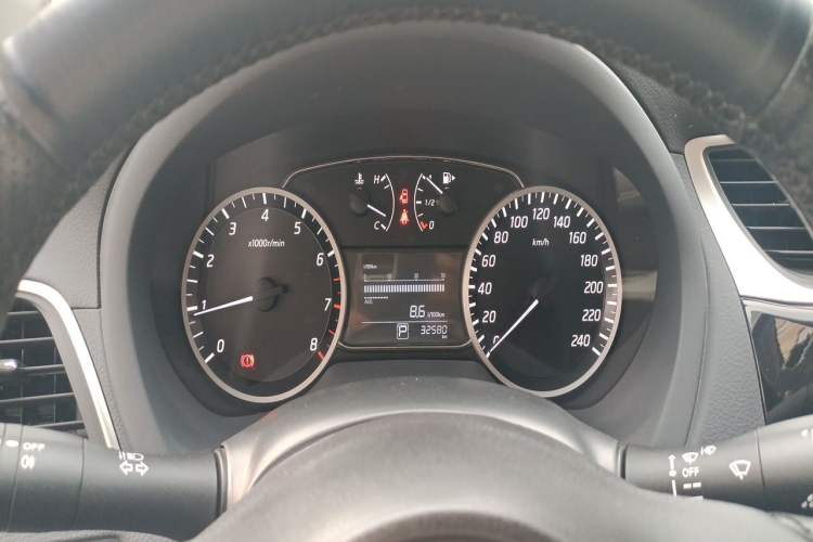 Used Nissan Sylphy 2021 Classic 1.6XE CVT Comfort Edition Instrument Cluster