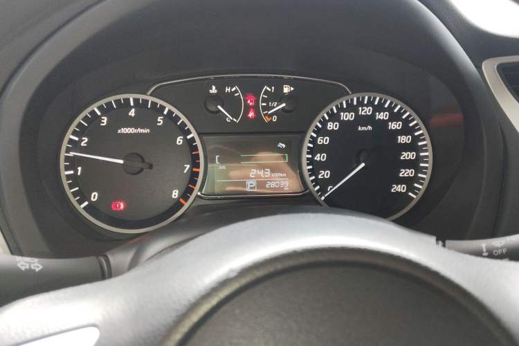Used Nissan Sylphy 2021 Classic 1.6XE CVT Comfort Edition Instrument Cluster