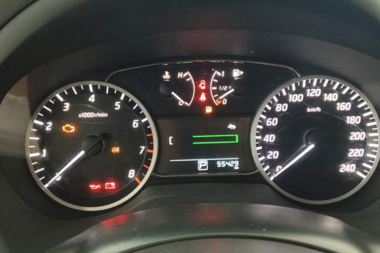 Used Nissan Sylphy 2021 Classic 1.6XE CVT Comfort Edition Instrument Cluster