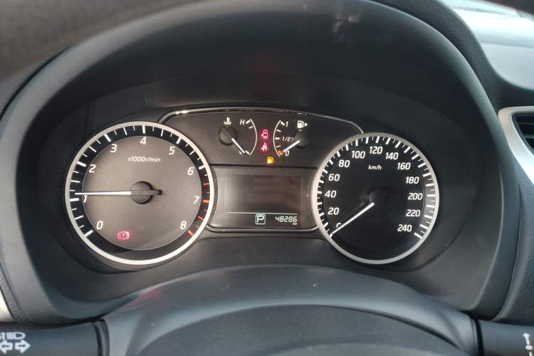 Used Nissan Sylphy 2021 Classic 1.6XE CVT Exclusive Edition Instrument Cluster