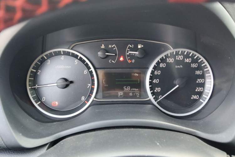 Used Nissan Sylphy 2021 Classic 1.6XE CVT Comfort Edition Instrument Cluster