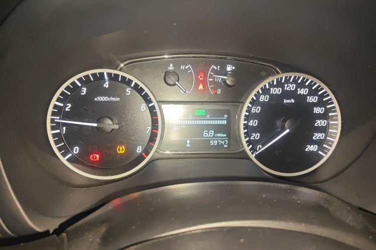 Used Nissan Sylphy 2021 Classic 1.6XE Manual Comfort Edition Instrument Cluster