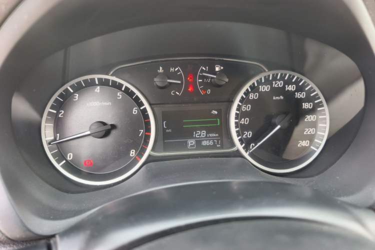 Used Nissan Sylphy 2021 Classic 1.6XE CVT Comfort Edition Instrument Cluster