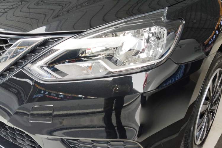Used Nissan Sylphy 2021 Classic 1.6XE CVT Comfort Edition Left Front Headlight