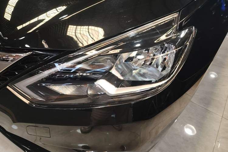 Used Nissan Sylphy 2021 Classic 1.6XL CVT Luxury Edition Left Front Headlight