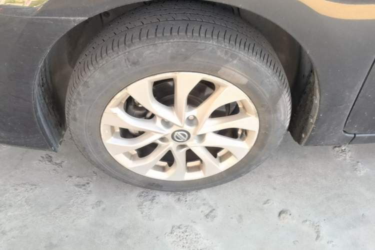 Used Nissan Sylphy 2021 Classic 1.6XL CVT Luxury Edition Left Front Wheel Hub