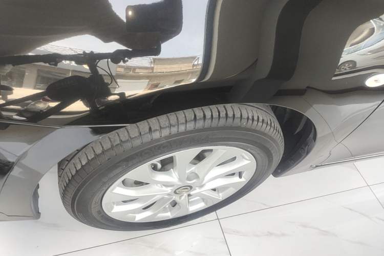 Used Nissan Sylphy 2021 Classic 1.6XL CVT Luxury Edition Left Front Wheel Hub