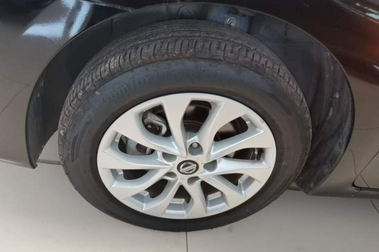 Used Nissan Sylphy 2021 Classic 1.6XL CVT Luxury Edition Left Front Wheel Hub